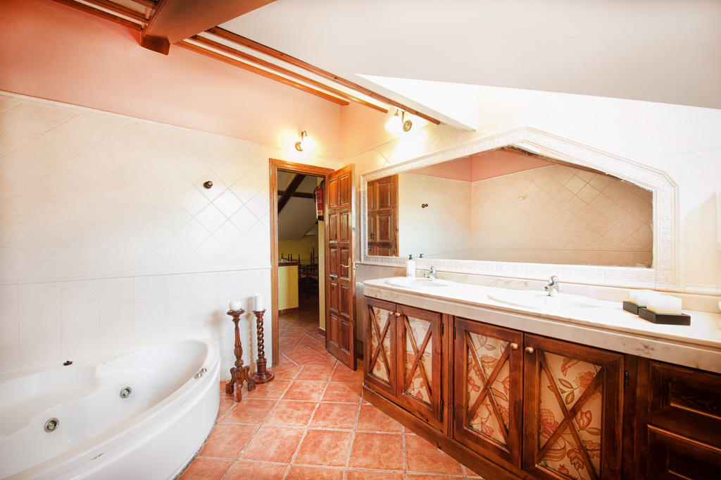 Apartamentos El Pajar Del Abuelo Peralejos de las Truchas Phòng bức ảnh