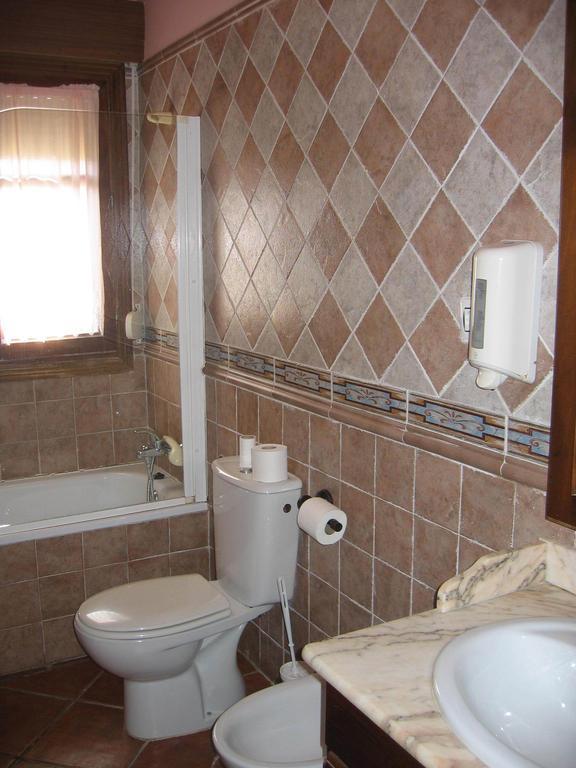 Apartamentos El Pajar Del Abuelo Peralejos de las Truchas Phòng bức ảnh